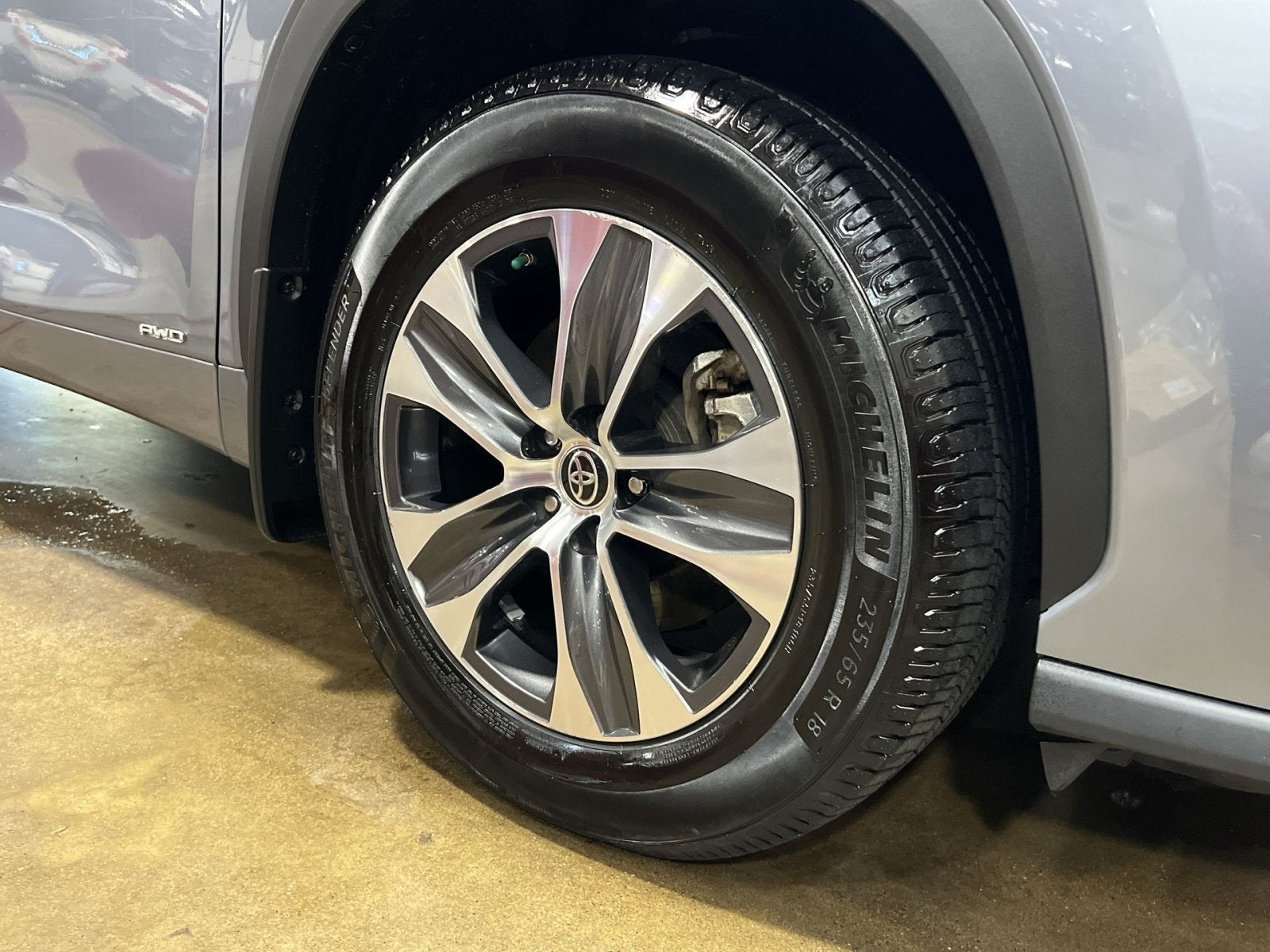 2021 Toyota Highlander Hybrid XLE