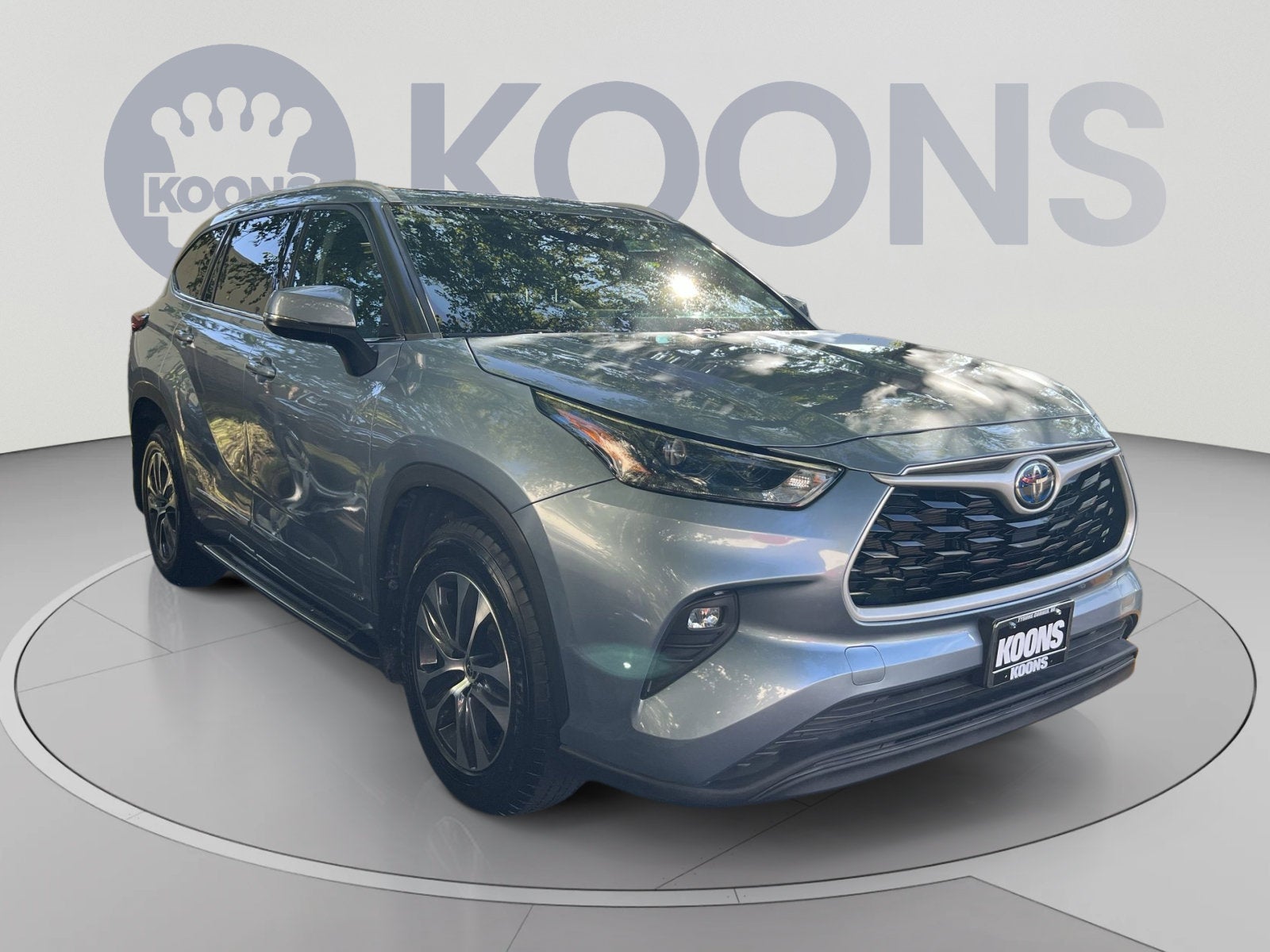 2022 Toyota Highlander Hybrid XLE