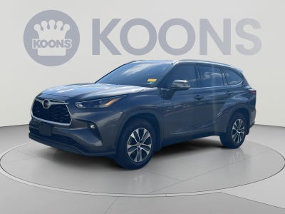 2022 Toyota Highlander XLE