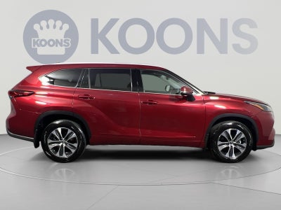 2022 Toyota Highlander XLE