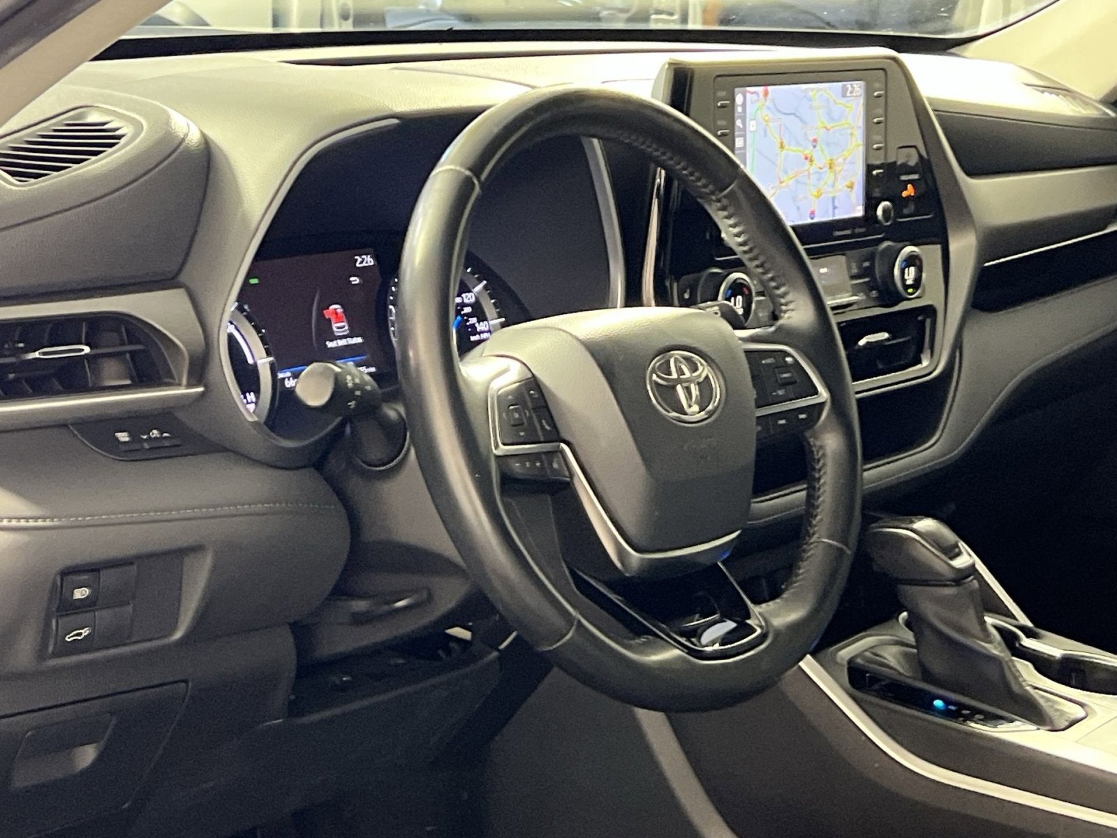 2020 Toyota Highlander Hybrid XLE