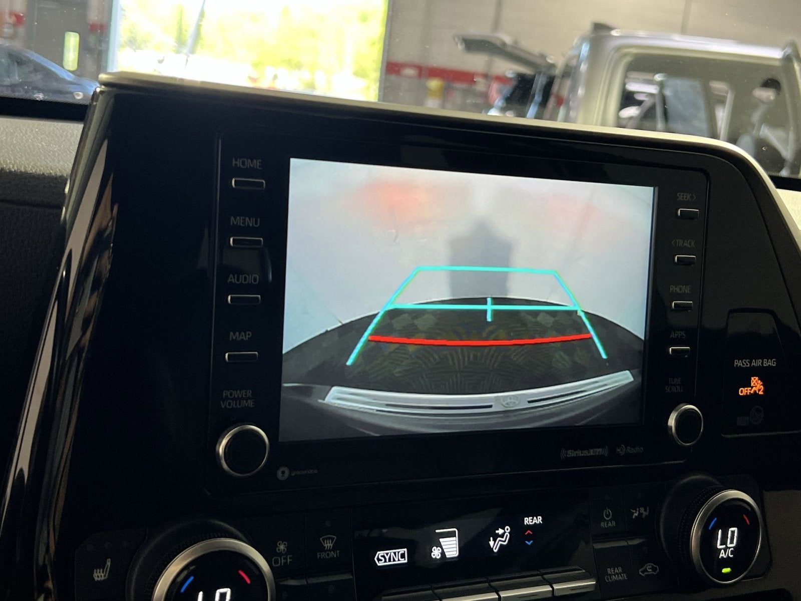 2020 Toyota Highlander Hybrid XLE