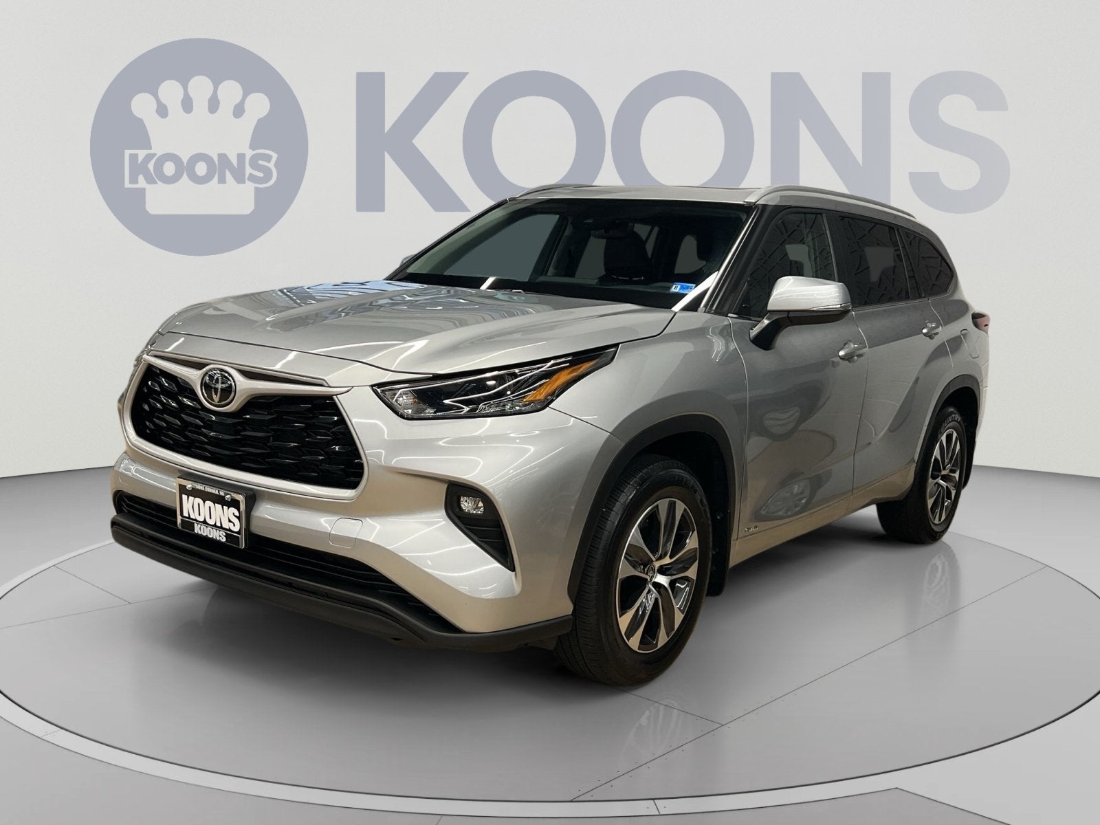 2025 Toyota Highlander Hybrid XLE