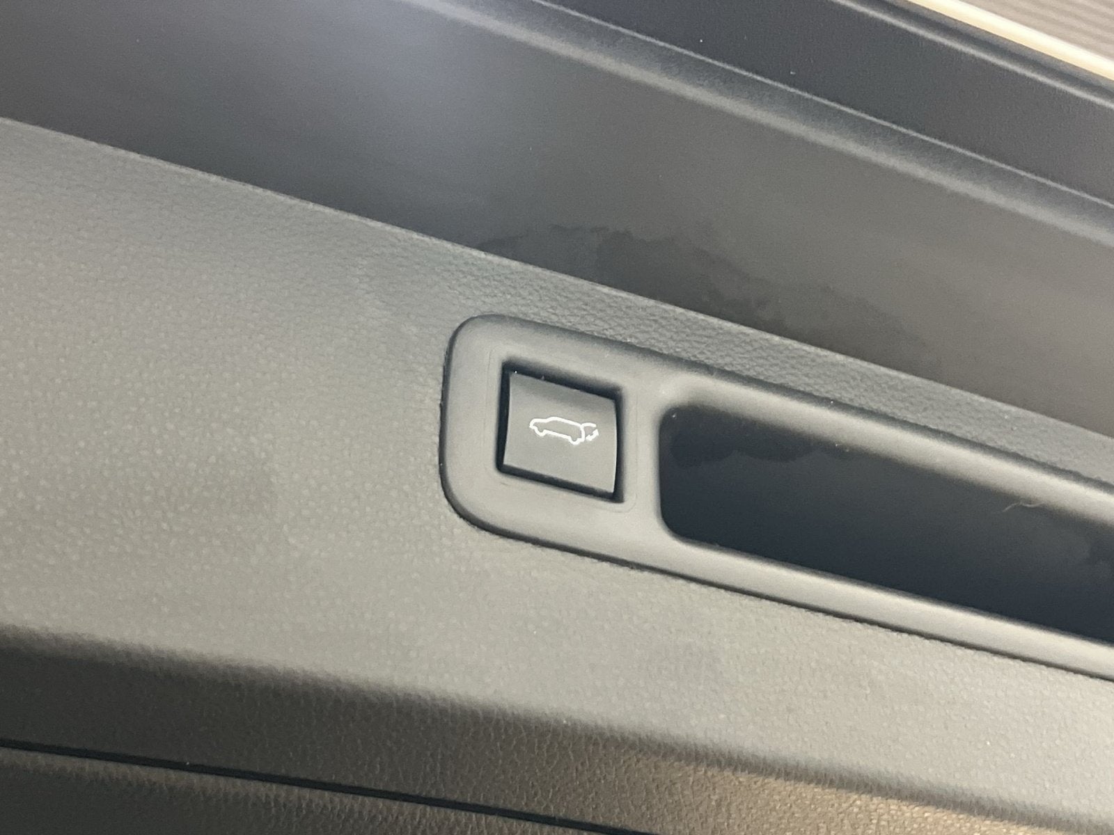 2025 Toyota Highlander Hybrid XLE