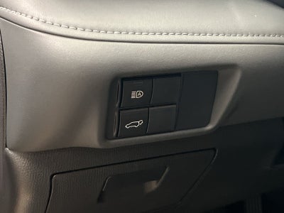 2025 Toyota Highlander Hybrid XLE