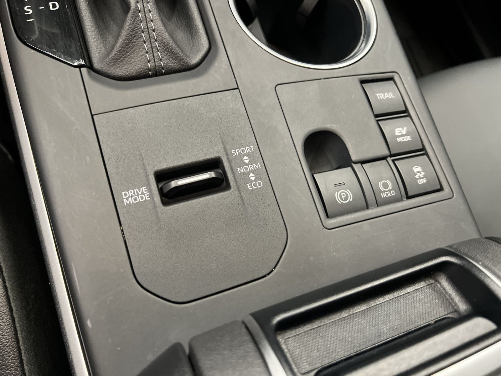 2025 Toyota Highlander Hybrid XLE