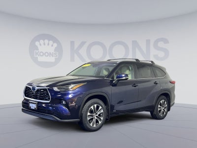 2023 Toyota Highlander Hybrid XLE