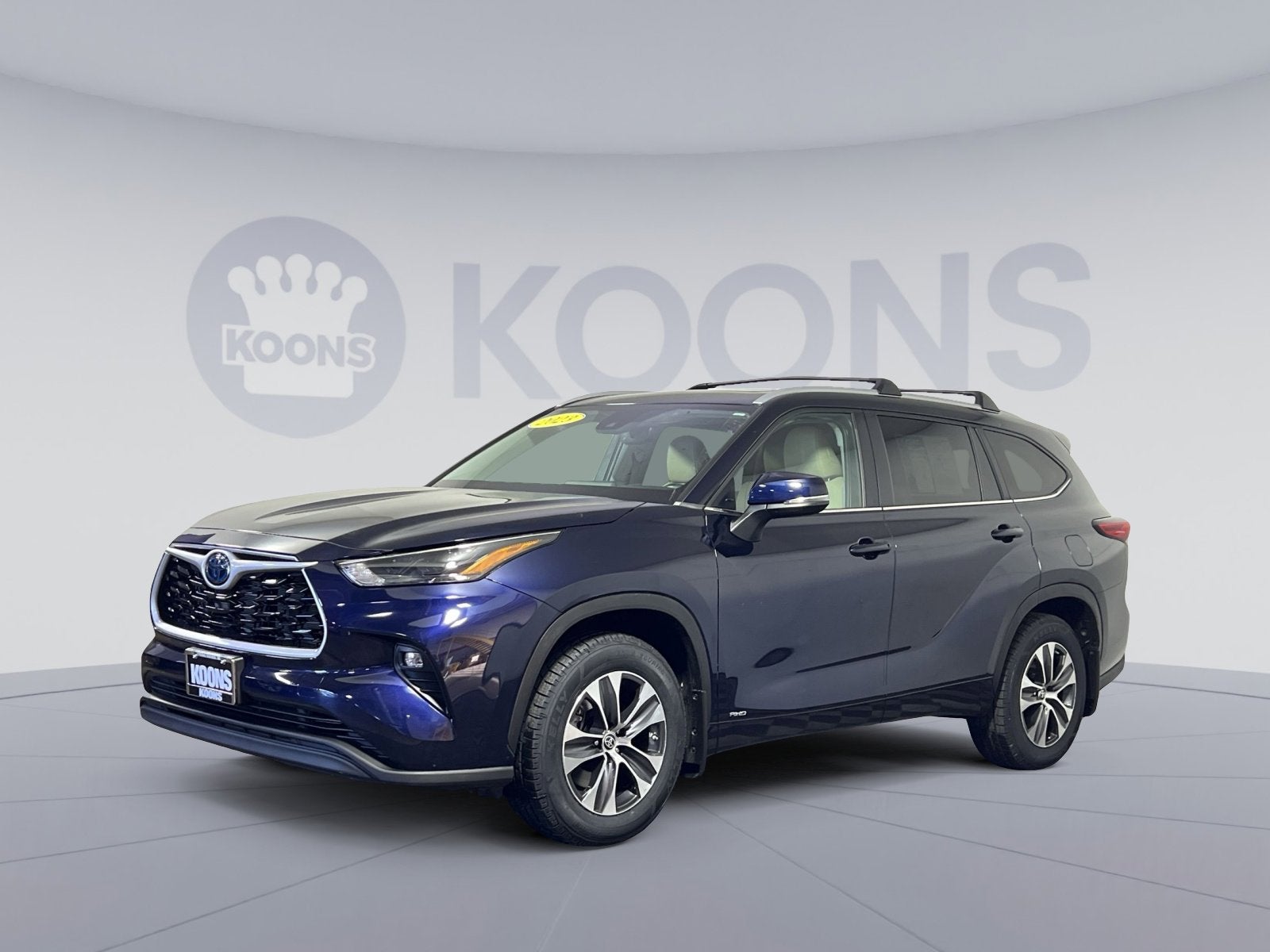 2023 Toyota Highlander Hybrid XLE
