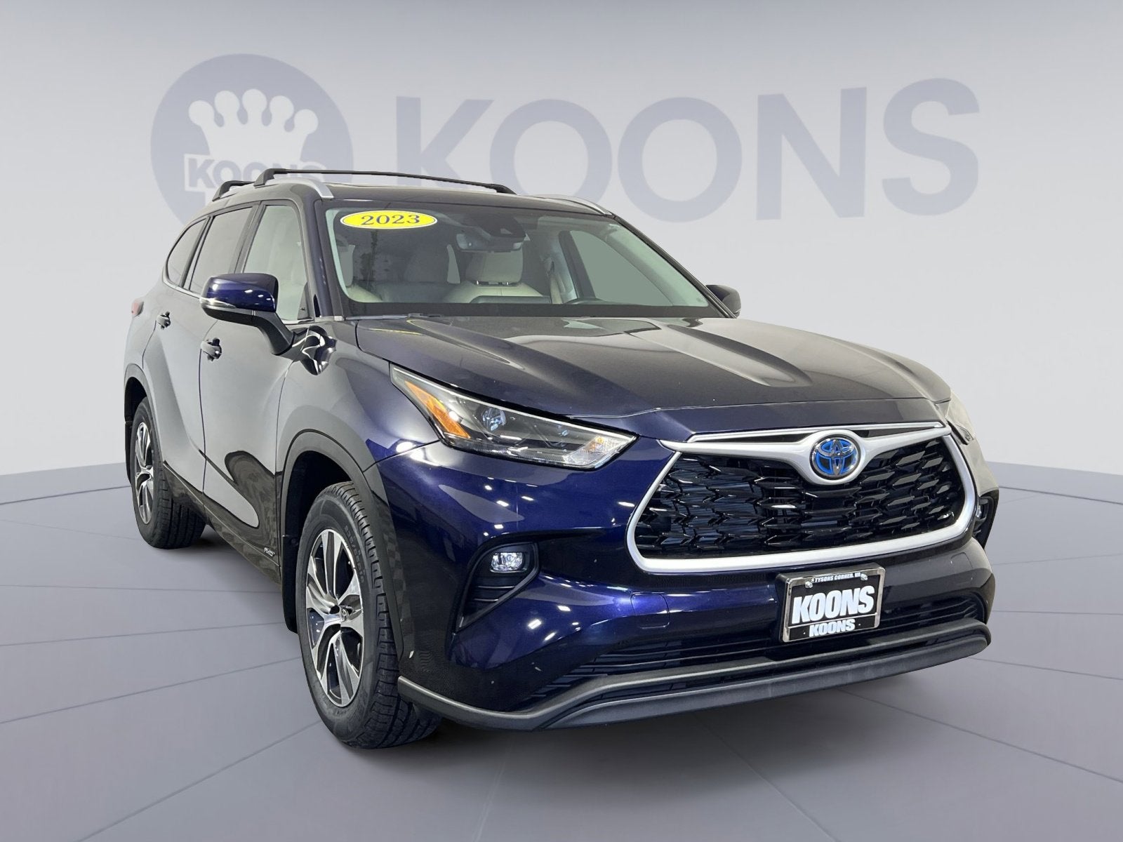 2023 Toyota Highlander Hybrid XLE