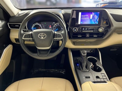 2023 Toyota Highlander Hybrid XLE