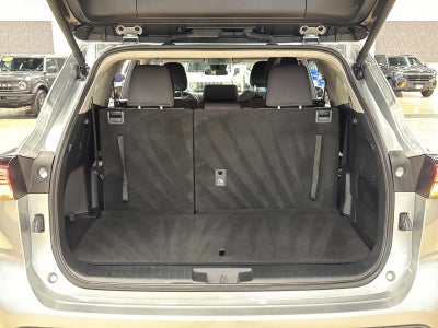 2025 Toyota Highlander LE