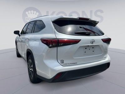 2023 Toyota Highlander XLE