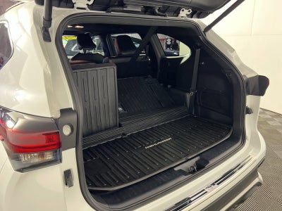 2024 Toyota Highlander XSE