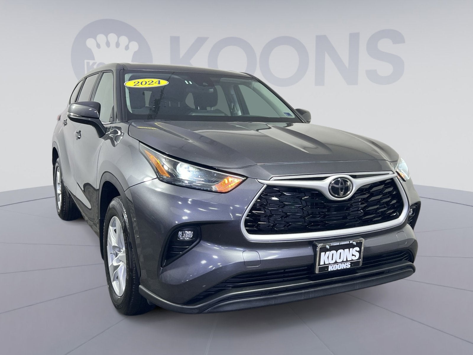 2024 Toyota Highlander LE