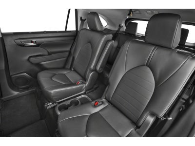 2025 Toyota Highlander XLE