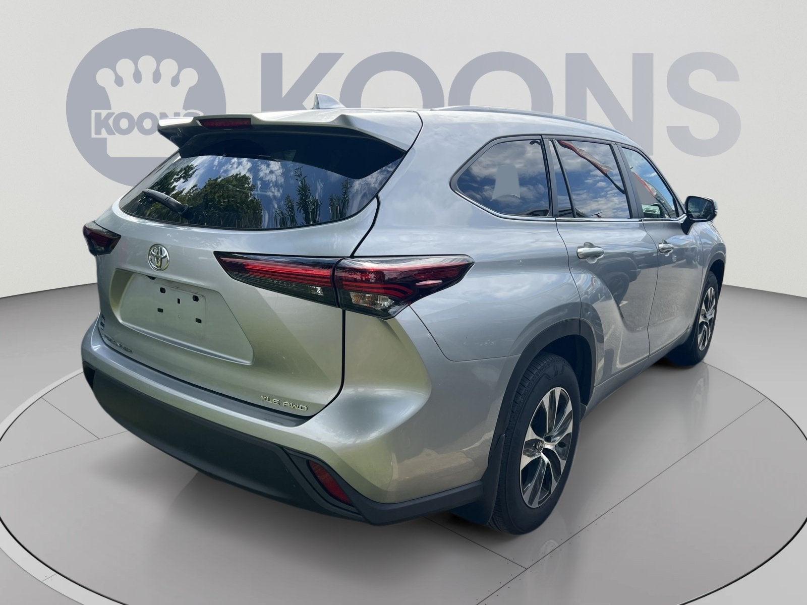 2025 Toyota Highlander XLE