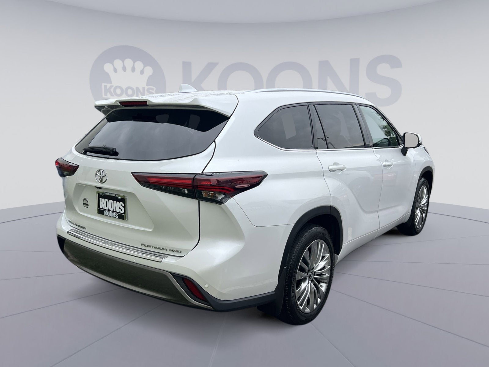 2024 Toyota Highlander Platinum