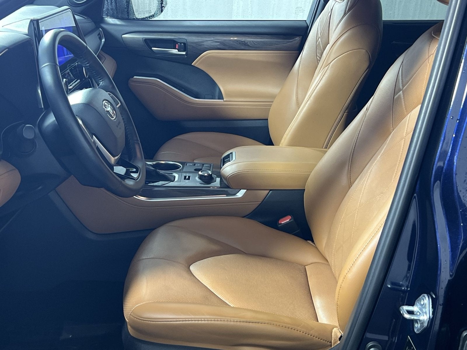 2024 Toyota Highlander Platinum