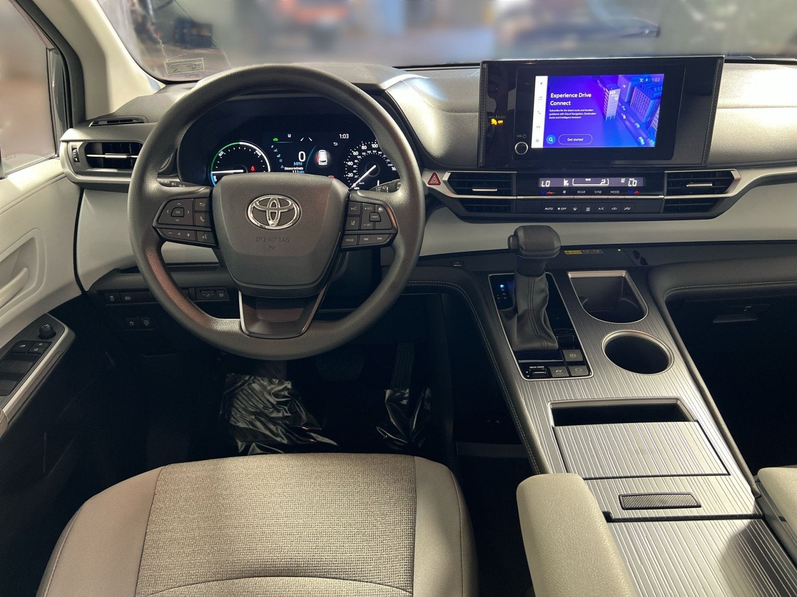 2025 Toyota Sienna LE