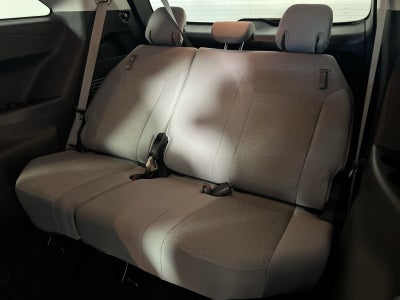2025 Toyota Sienna LE