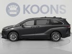 2025 Toyota Sienna LE