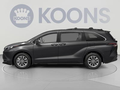 2025 Toyota Sienna LE
