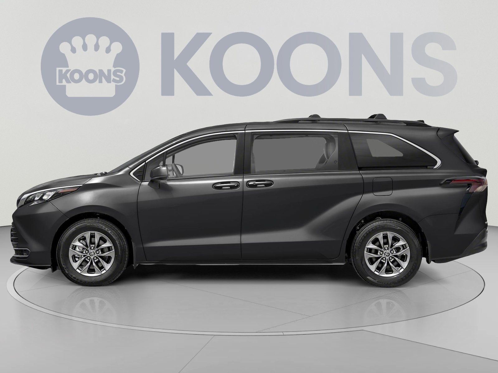 2025 Toyota Sienna LE