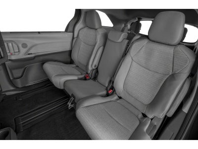 2022 Toyota Sienna LE