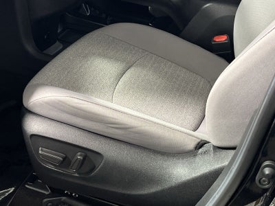 2025 Toyota Sienna LE