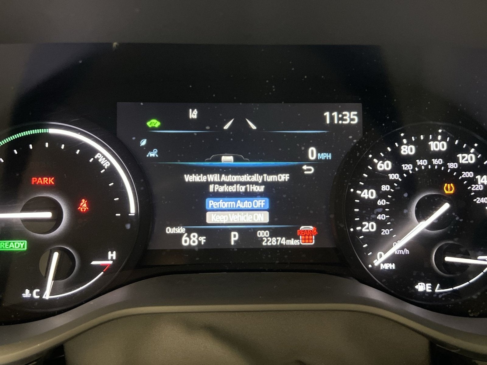 2025 Toyota Sienna LE