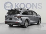 2025 Toyota Sienna LE