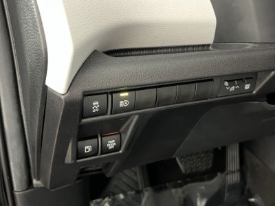 2025 Toyota Sienna LE