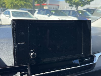 2025 Toyota Sienna LE