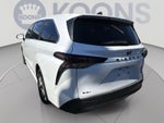 2025 Toyota Sienna LE