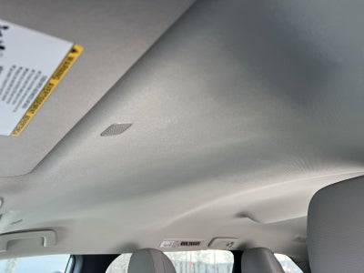 2025 Toyota Sienna LE