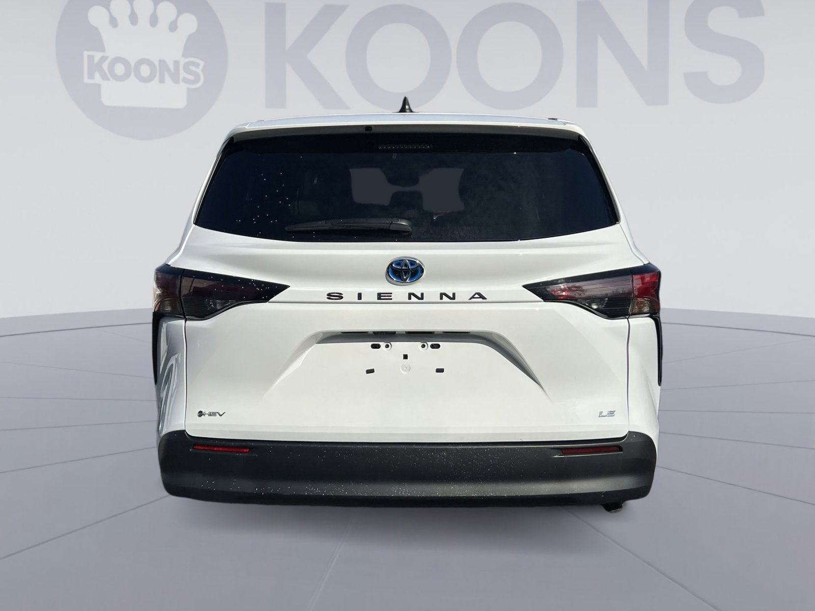 2025 Toyota Sienna LE