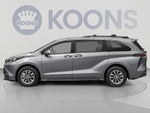 2025 Toyota Sienna LE