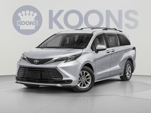 2025 Toyota Sienna LE