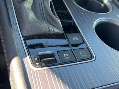 2025 Toyota Sienna LE
