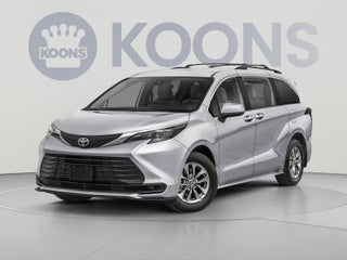2025 Toyota Sienna LE