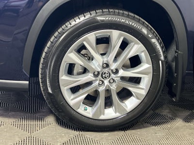 2022 Toyota Highlander Hybrid Limited