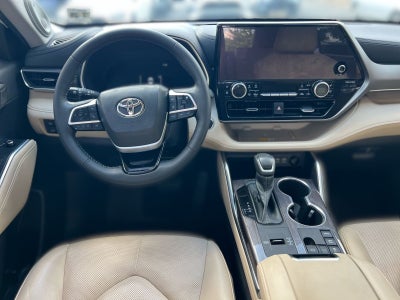 2023 Toyota Highlander Hybrid Limited