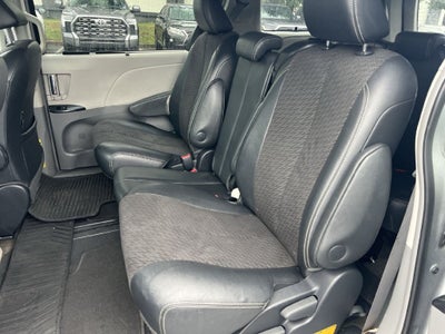 2011 Toyota Sienna SE