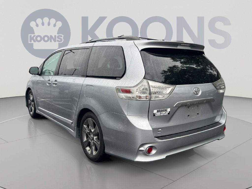 2011 Toyota Sienna SE