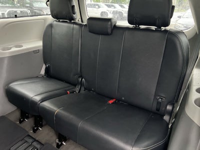 2011 Toyota Sienna SE