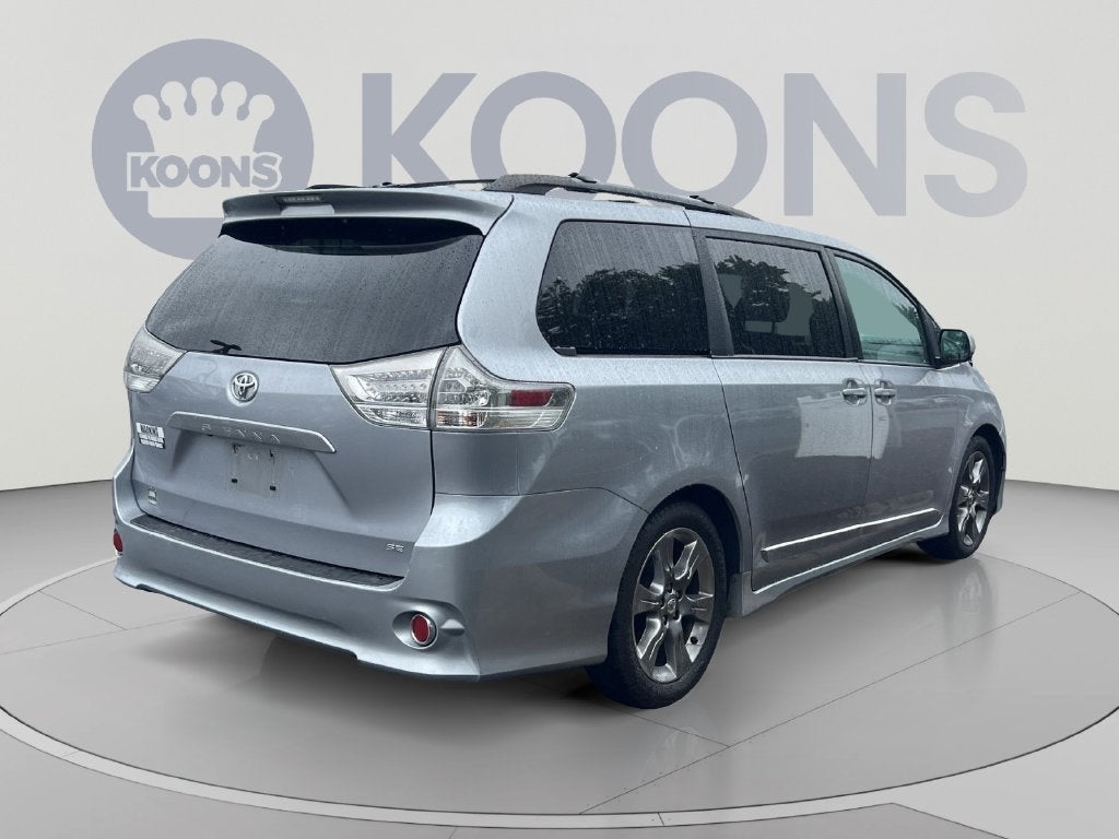 2011 Toyota Sienna SE