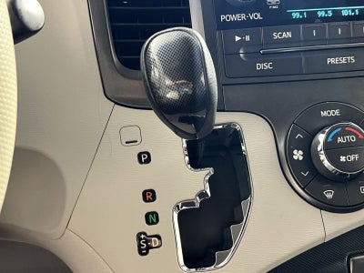 2014 Toyota Sienna SE