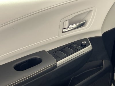 2025 Toyota Sienna XSE
