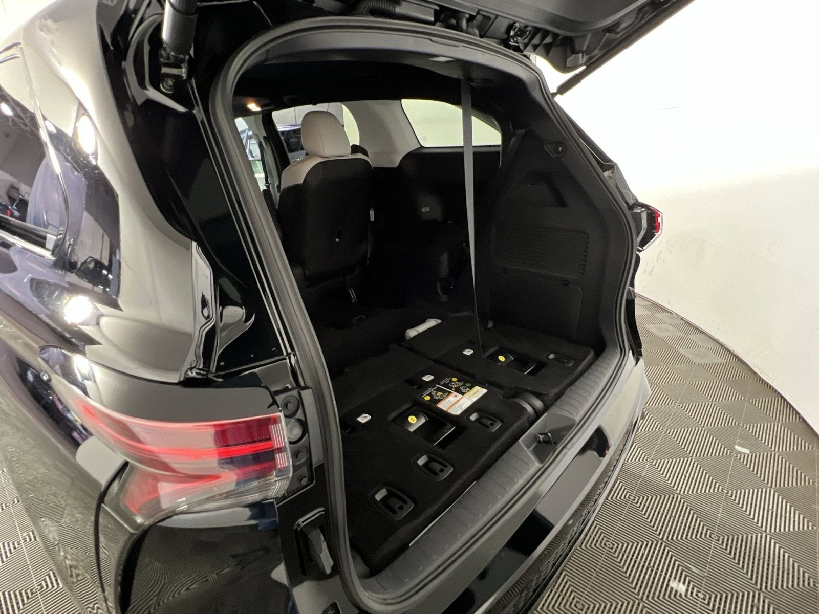 2025 Toyota Sienna XSE