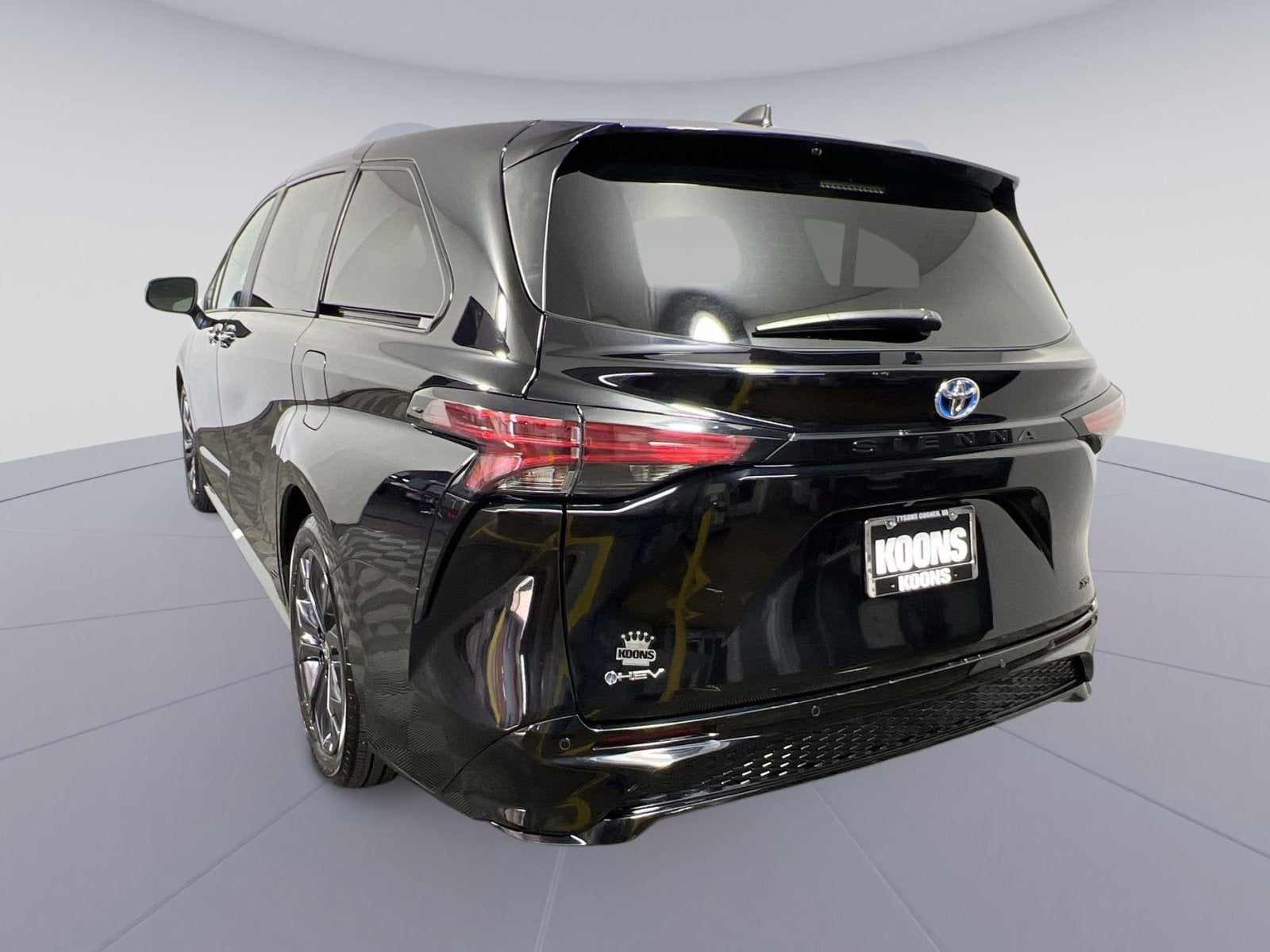 2025 Toyota Sienna XSE